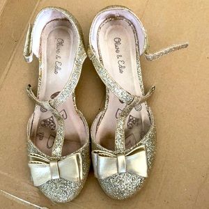 Girls dress shoes, size 3 very good condition!!!!